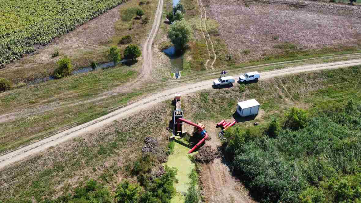 Ecseg-Felsőréhelyi összekötő csatorna feltöltése.jpg
