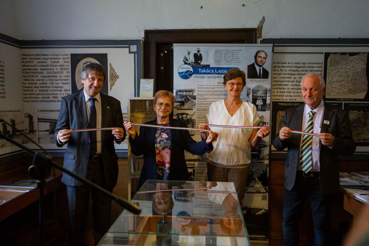 A Takács Lajos-emléksarok avatása.jpg