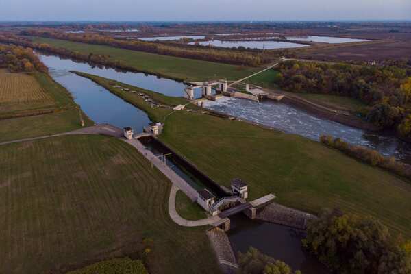 Békésszentandrás hajózsilip web.jpg