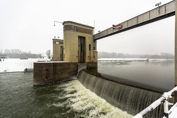 Békésszentandrási duzzsztó tél.JPG