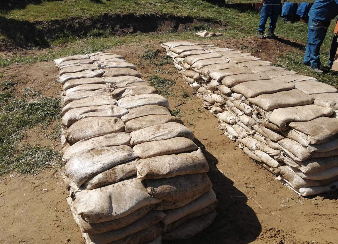 OVF-es árvízvédelmi gyakorlatok a Karcagi Gábor Gyakorlópályán